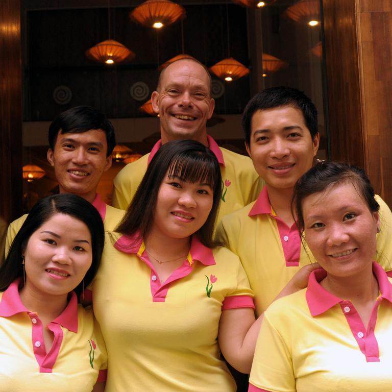 Pink Tulip Hotel Ho Chi Minh City Bagian luar foto