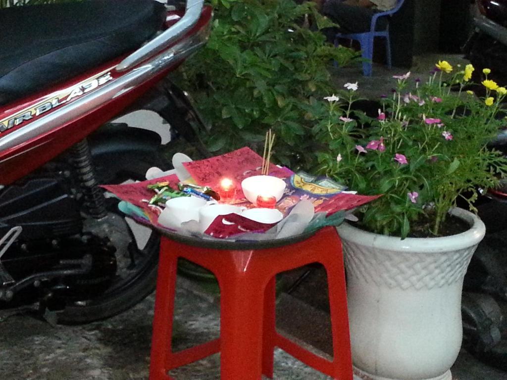 Pink Tulip Hotel Ho Chi Minh City Bagian luar foto