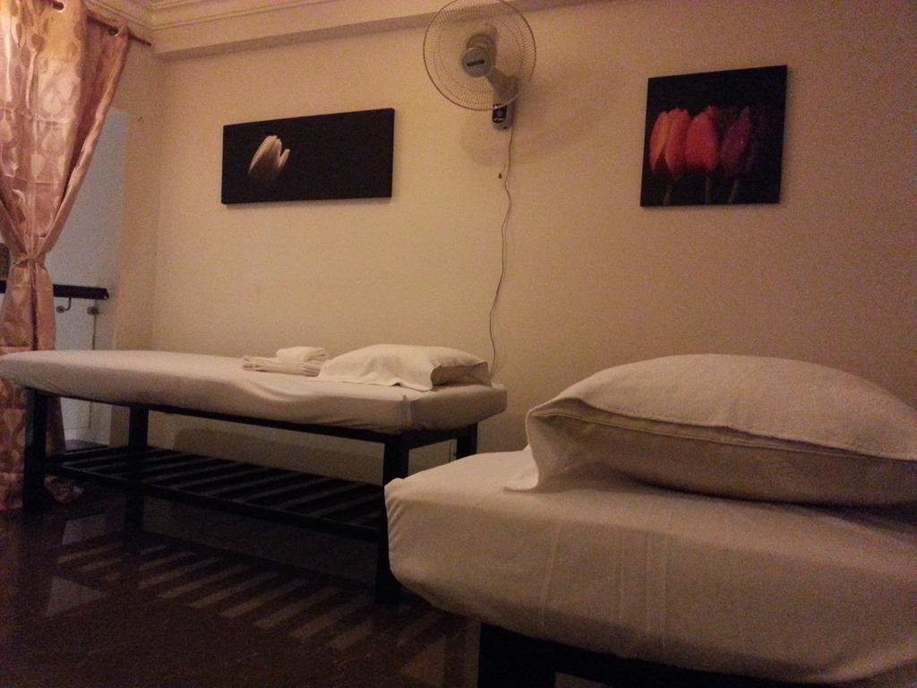 Pink Tulip Hotel Ho Chi Minh City Bagian luar foto